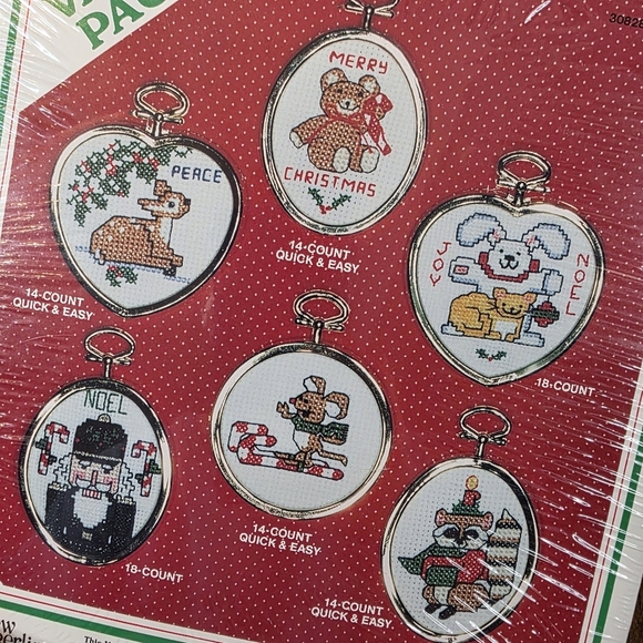 🎄 Vintage Christmas Cross Stitch Ornament Kit – New Berlin Co Holiday Gifts NEW - Picture 2 of 4